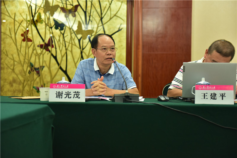 廣西文物保護與考古研究所信息資料研究室主任、研究員謝光茂發(fā)言（郭倩 攝）.JPG